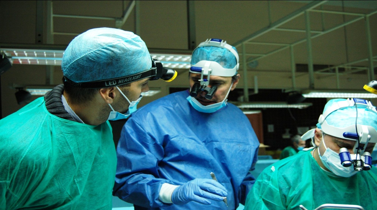 chirurgia su cadavere: dissezioni anatomiche 